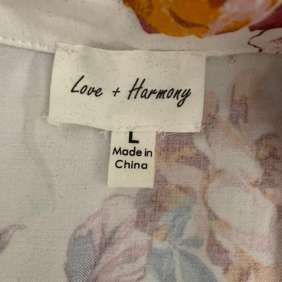 Tie Front Floral top - Picture 3 of 3